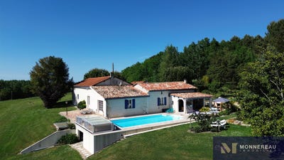 /international/fr/barbezieux-saint-hilaire-charente-310107709038/