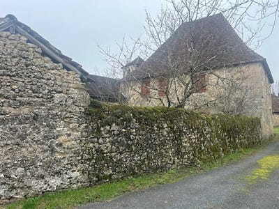 /international/fr/la-chapelle-aux-saints-limousin-310107579668/