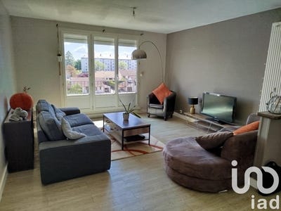 /international/fr/bourges-centre-val-de-loire-310099543639/