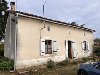 /international/fr/saint-coutant-charente-310103728968/