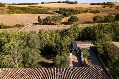 /international/fr/mas-saintes-puelles-languedoc-roussillon-310105833686/