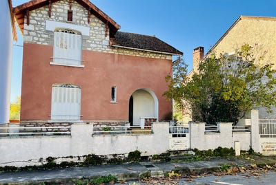 /international/fr/cajarc-midi-pyrenees-310103589838/