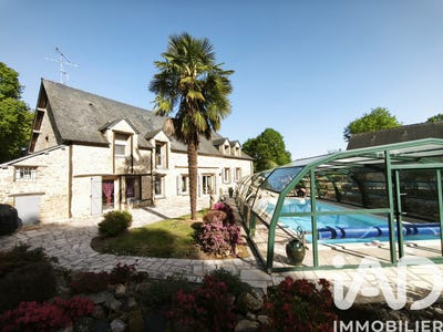 /international/fr/saint-georges-buttavent-pays-de-la-loire-310107558728/