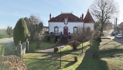 /international/fr/cercy-la-tour-burgundy-310104777138/