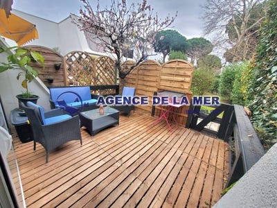 /international/fr/la-grande-motte-centre-val-de-loire-310098924127/