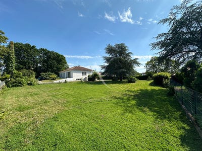 /international/fr/aizenay-pays-de-la-loire-310108369321/