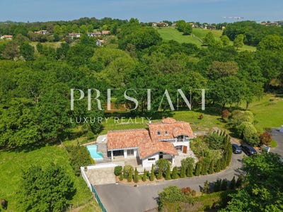 /international/fr/arcangues-aquitaine-310107649951/