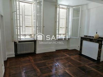 /international/fr/auch-midi-pyrenees-310109079797/?lang=pt