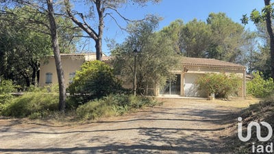/international/fr/fuveau-provence-alpes-cote-d-azur-310101107738/