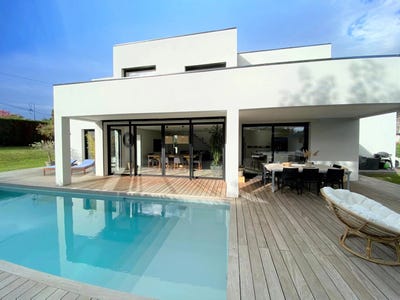 /international/fr/aix-les-bains-rhone-310099617269/