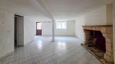 /international/fr/vernantes-pays-de-la-loire-310106020803/