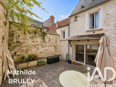 /international/fr/dourdan-ile-de-france-310108590755/