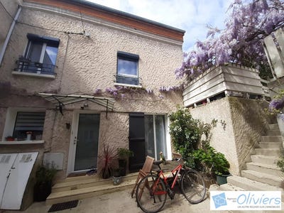 /international/fr/chevreuse-ile-de-france-310108763276/