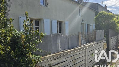 /international/fr/les-gonds-charente-310107579758/
