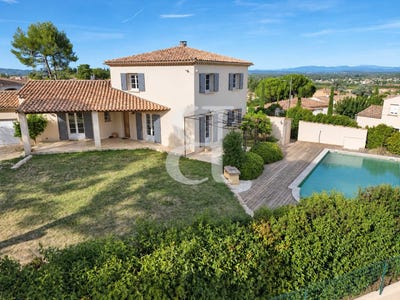/international/fr/orange-provence-alpes-cote-d-azur-310110074249/