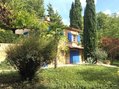 /international/fr/montferrat-rhone-310103646042/