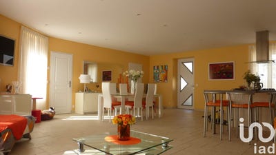 /international/fr/saint-mathurin-pays-de-la-loire-310101924066/
