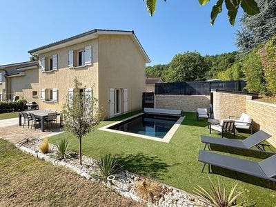 /international/fr/st-alban-de-roche-rhone-310100702360/