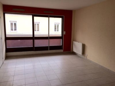 /international/fr/montceau-les-mines-burgundy-310106464696/