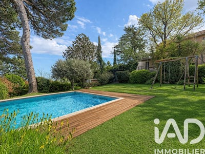 /international/fr/ouveillan-languedoc-roussillon-310106966198/