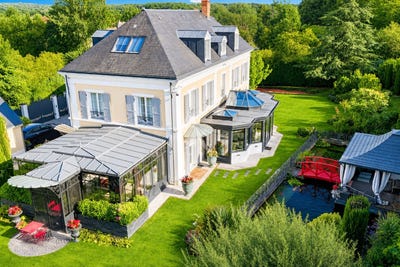 /international/fr/magny-le-hongre-ile-de-france-310109218381/