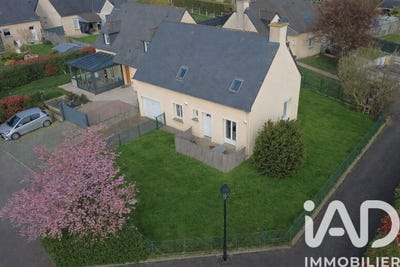 /international/fr/miniac-morvan-brittany-310106403101/