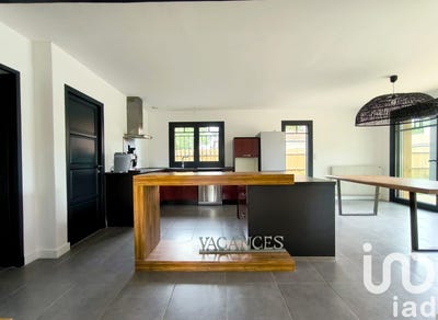 /international/fr/gujan-mestras-aquitaine-310101016458/