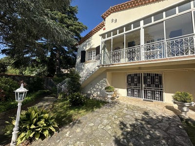 /international/fr/gignac-provence-alpes-cote-d-azur-310100439574/?lang=es