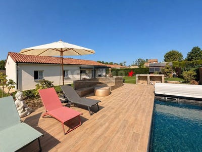 /international/fr/cuq-toulza-midi-pyrenees-310107648143/
