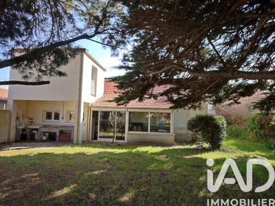 /international/fr/la-plaine-sur-mer-pays-de-la-loire-310105402938/