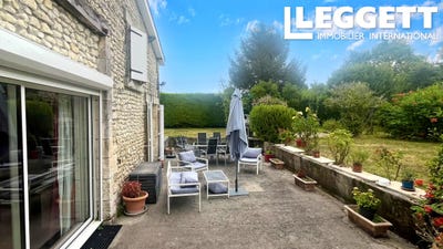 /international/fr/saint-medard-charente-310103243039/