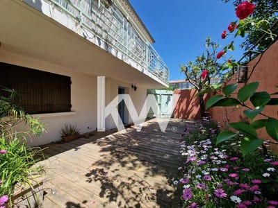 /international/fr/nimes-languedoc-roussillon-310101185372/?lang=zh-cn