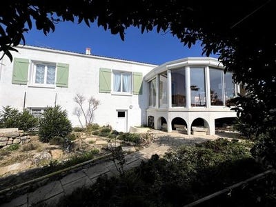 /international/fr/aiguillon-la-presqu-ile-pays-de-la-loire-310100638607/?lang=zh-tw