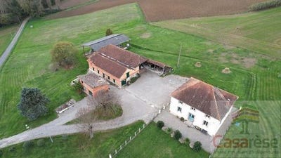 /international/fr/castelnau-montratier-midi-pyrenees-310103731661/