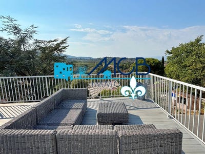 /international/fr/roquebrune-sur-argens-provence-alpes-cote-d-azur-310101513625/