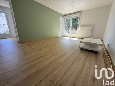 /international/fr/saint-max-provence-alpes-cote-d-azur-310100909524/
