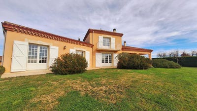 /international/fr/saint-jean-le-comtal-midi-pyrenees-310102263752/