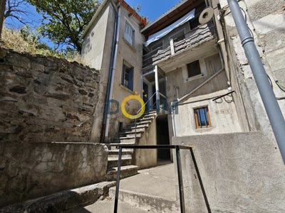 /international/fr/vialas-languedoc-roussillon-310109746727/