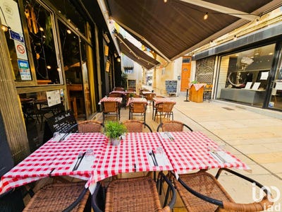 /international/fr/avignon-provence-alpes-cote-d-azur-310102483429/