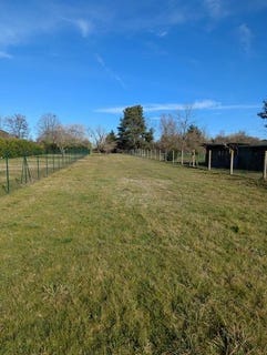 /international/fr/bourges-centre-val-de-loire-310105833338/