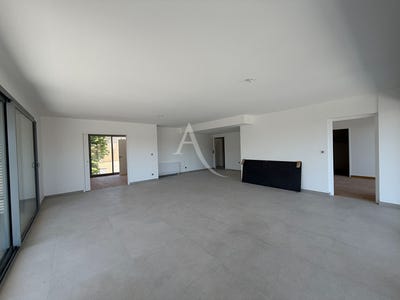 /international/fr/bourg-en-bresse-rhone-310104465050/