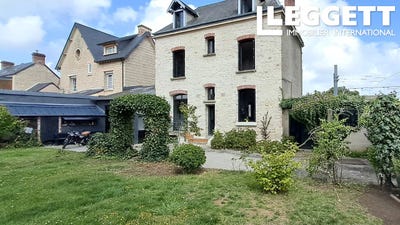 /international/fr/caen-upper-normandy-310101323769/?lang=en