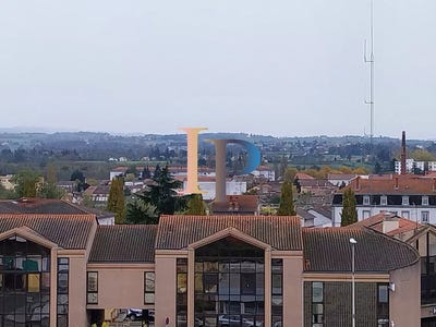 /international/fr/roanne-pays-de-la-loire-120095933094/