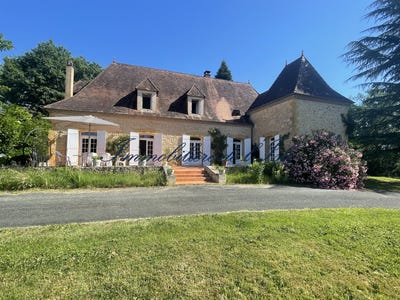 /international/fr/journiac-aquitaine-310108973619/