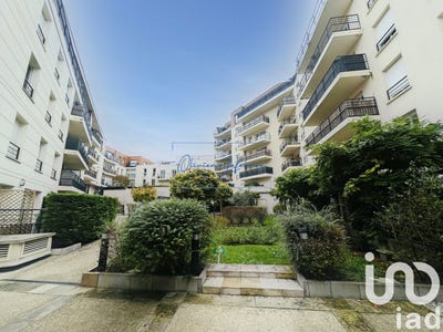 /international/fr/fontenay-le-fleury-ile-de-france-310097123950/