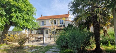 /international/fr/richelieu-centre-val-de-loire-310106108724/