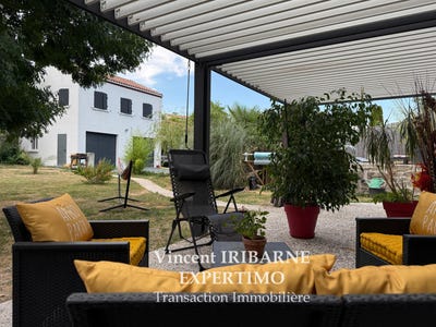 /international/fr/saintes-charente-310101135190/?lang=zh-tw