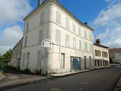 /international/fr/cognac-charente-120095076002/