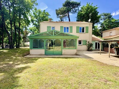 /international/fr/saint-brevin-les-pins-pays-de-la-loire-310102933444/