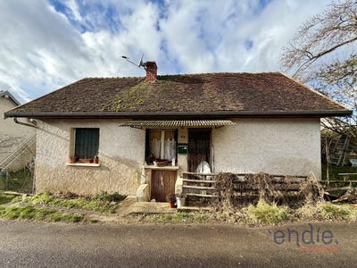 /international/fr/noiron-sur-beze-burgundy-310104630809/